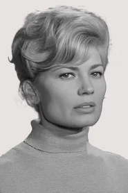 Nadia Sanders