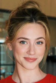 Lili Reinhart
